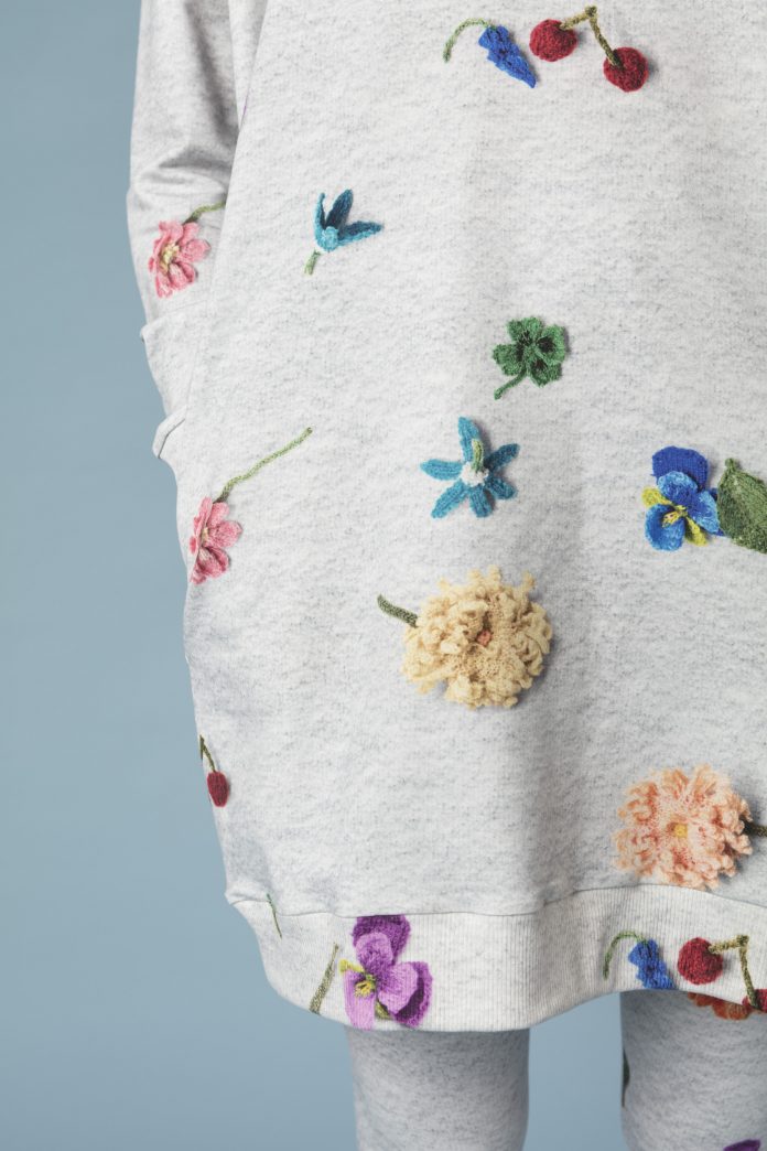 SNURK pyjama loungewear collectie winter 2018/2019 sweater jurk knitted flower